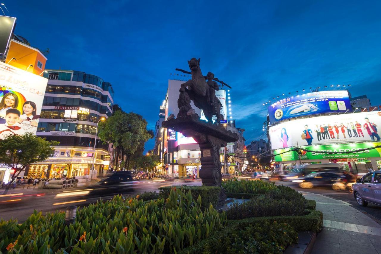 Saigon Night 2* TP. Hồ Chí Minh