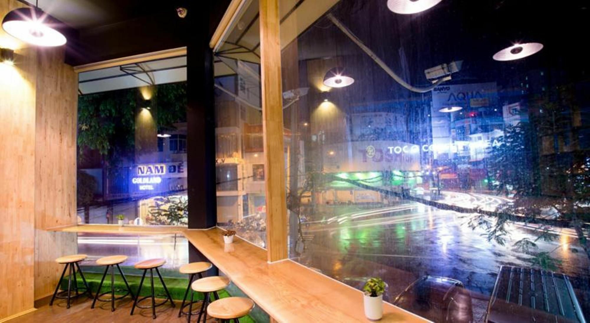 Saigon Night Khách sạn 2*