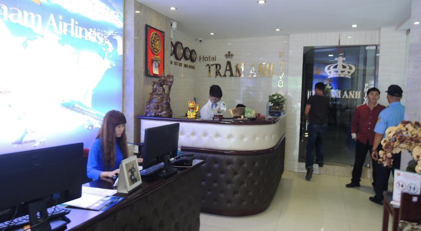 Hotel Saigon Night